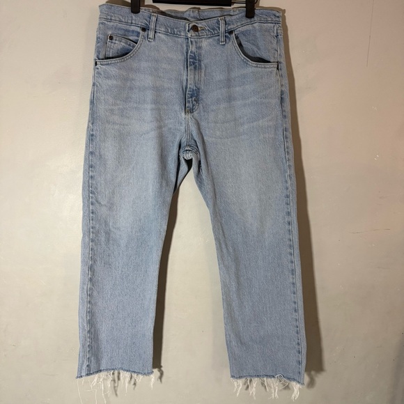 Wrangler High Rise Raw Hem Light Blue Jeans - Picture 1 of 5